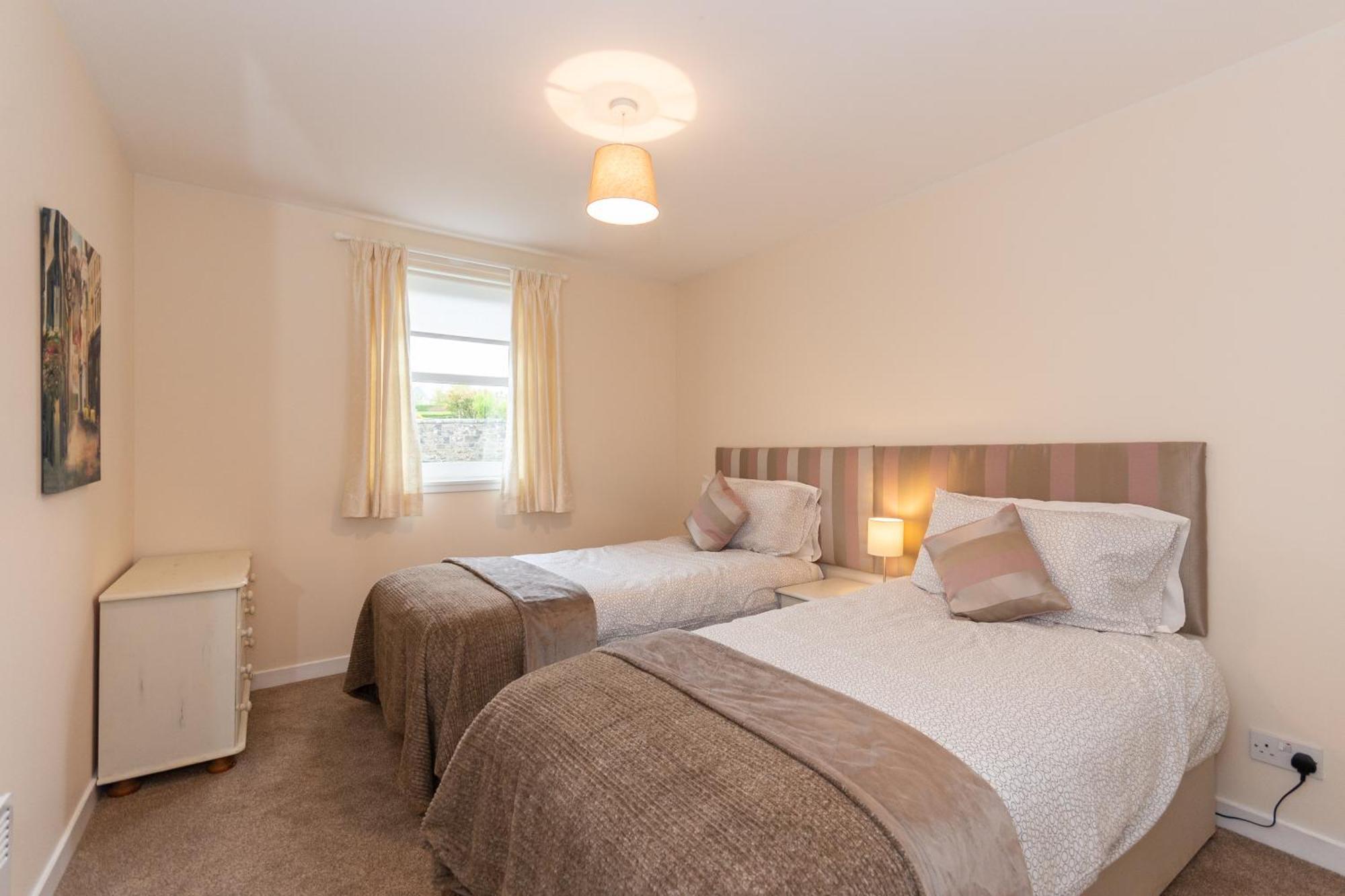 Central St Andrews 2 Bed Apartment - Free Parking المظهر الخارجي الصورة